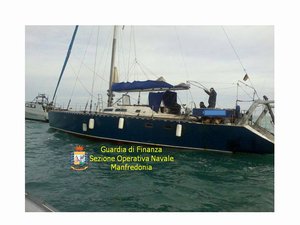 Manfredonia, GdF arresta tre scafisti ucraini