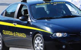 Controlli G.Finanza Navale, sequestrati 13 automezzi