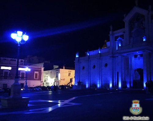 Il 2 aprile piazza Giovanni XXIII torna a colorarsi di blu