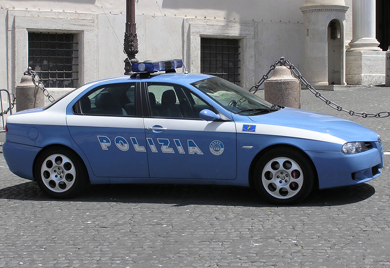 Rapine in farmacia, arrestati due minorenni a Manfredonia