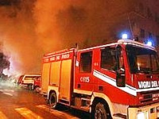 2 incendi di autovetture