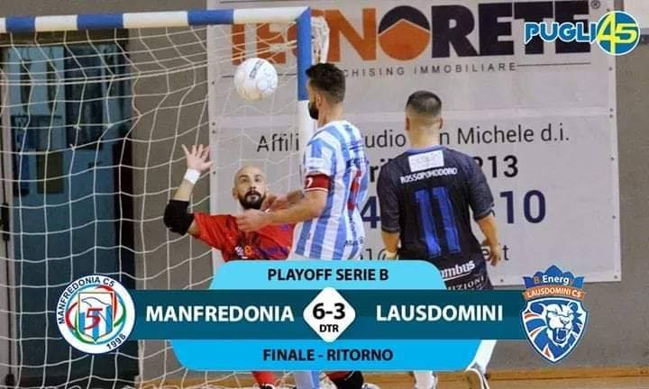 La #SimManfredoniaC5 fa la storia e per la prima volta nel calcio a 5 cittadino vince i playoff