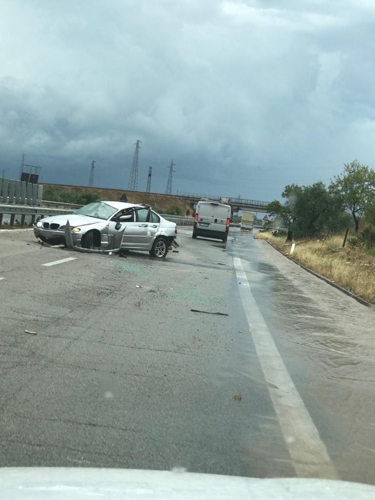 Manfredonia. Incidente stradale per il maltempo, nessun ferito