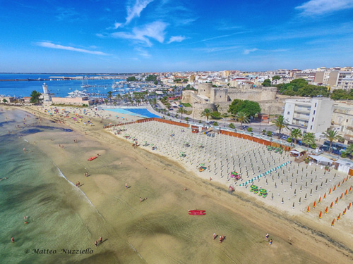 MALORE IN MARE, DECEDUTA DONNA DI MANFREDONIA